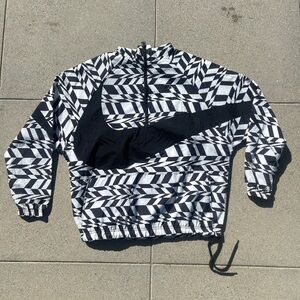 Nike AOP Swoosh Woven Half Zip Jacket/Fanny Pack Fold Up
